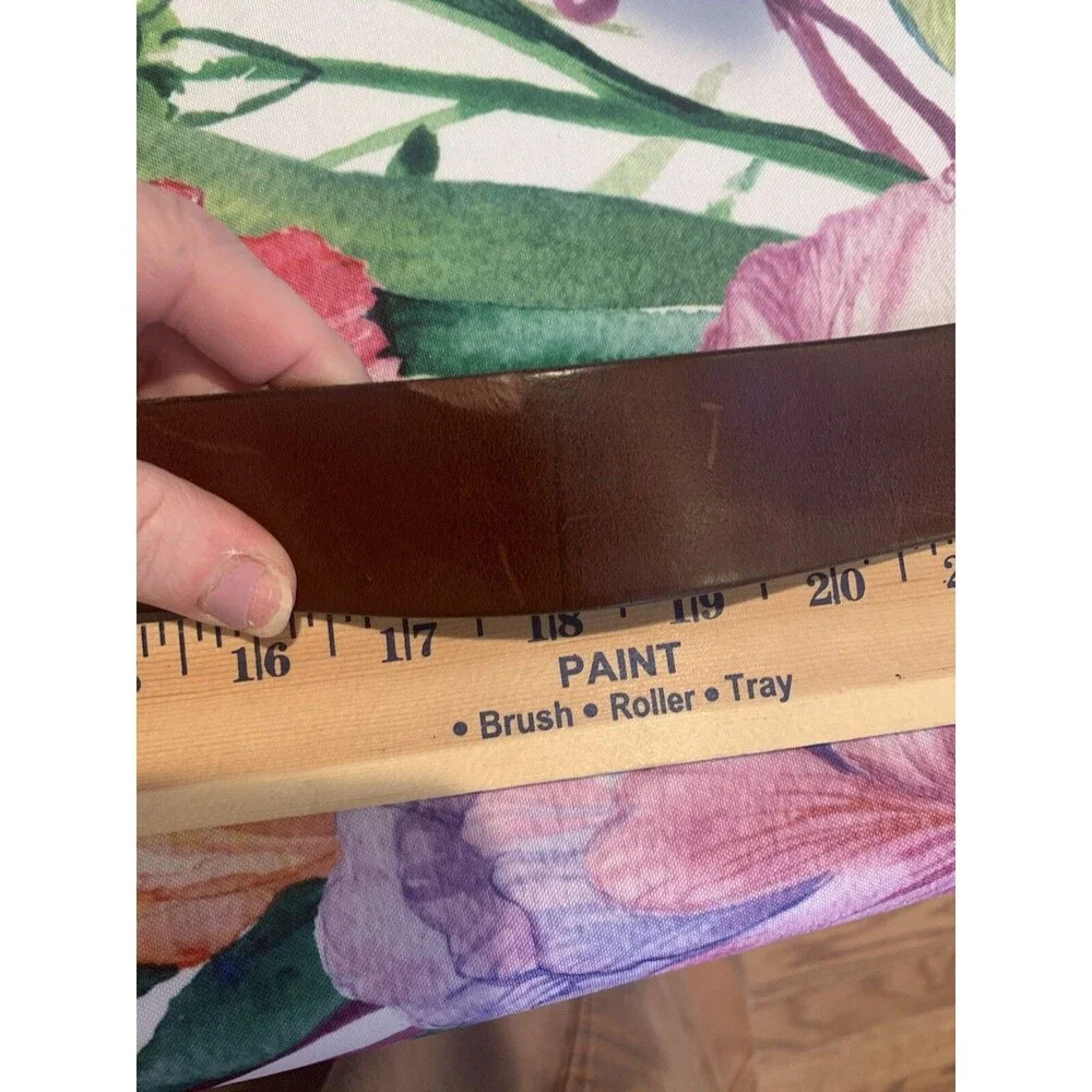 EXPRESS Men's Brown Italian Leather Single Prong Distressed Belt Sz Small